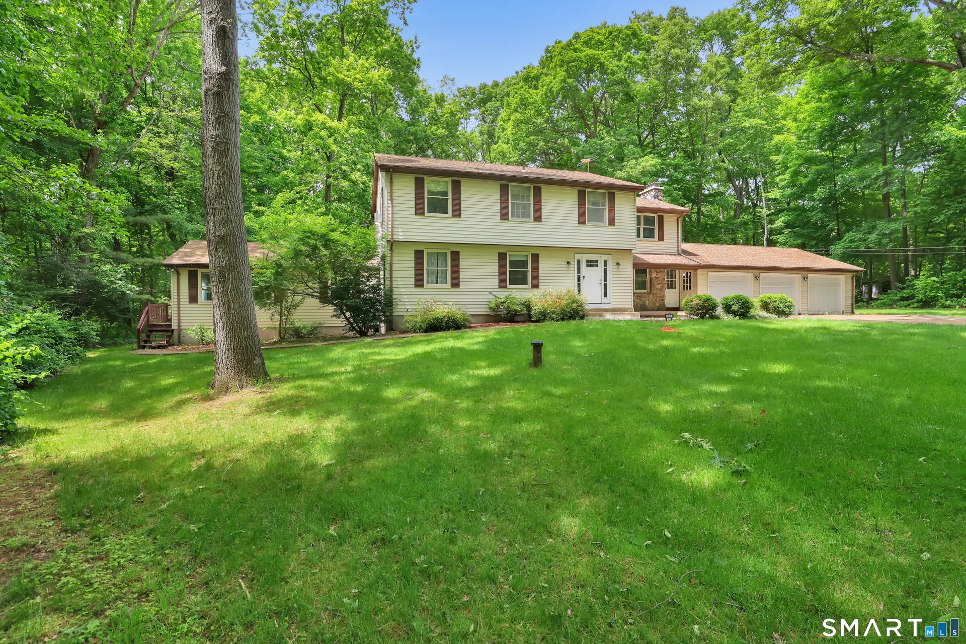 16 Shanda Lane, Tolland, CT