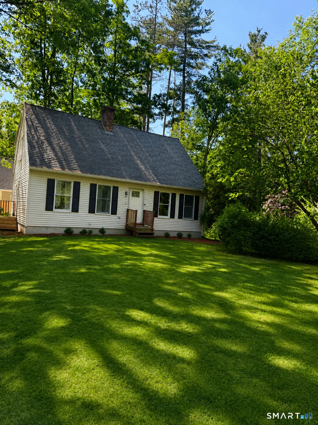 70 Red Cedar Road, Woodstock, CT