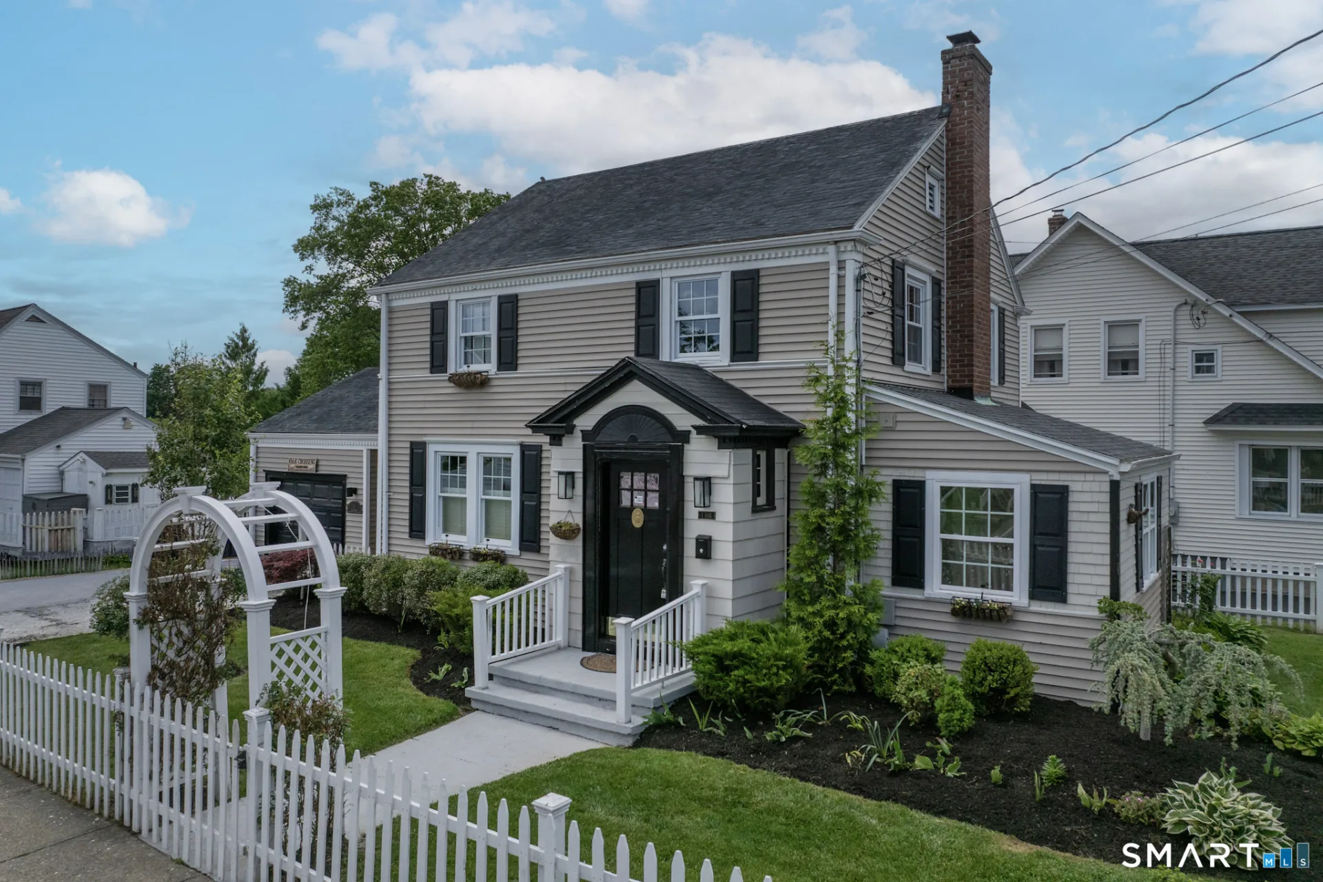 1 Oak Terrace, Stratford, CT