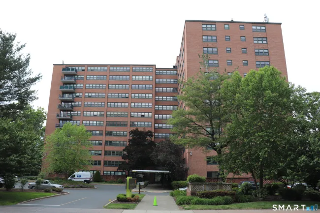 31 Woodland Street #7N, Hartford, CT