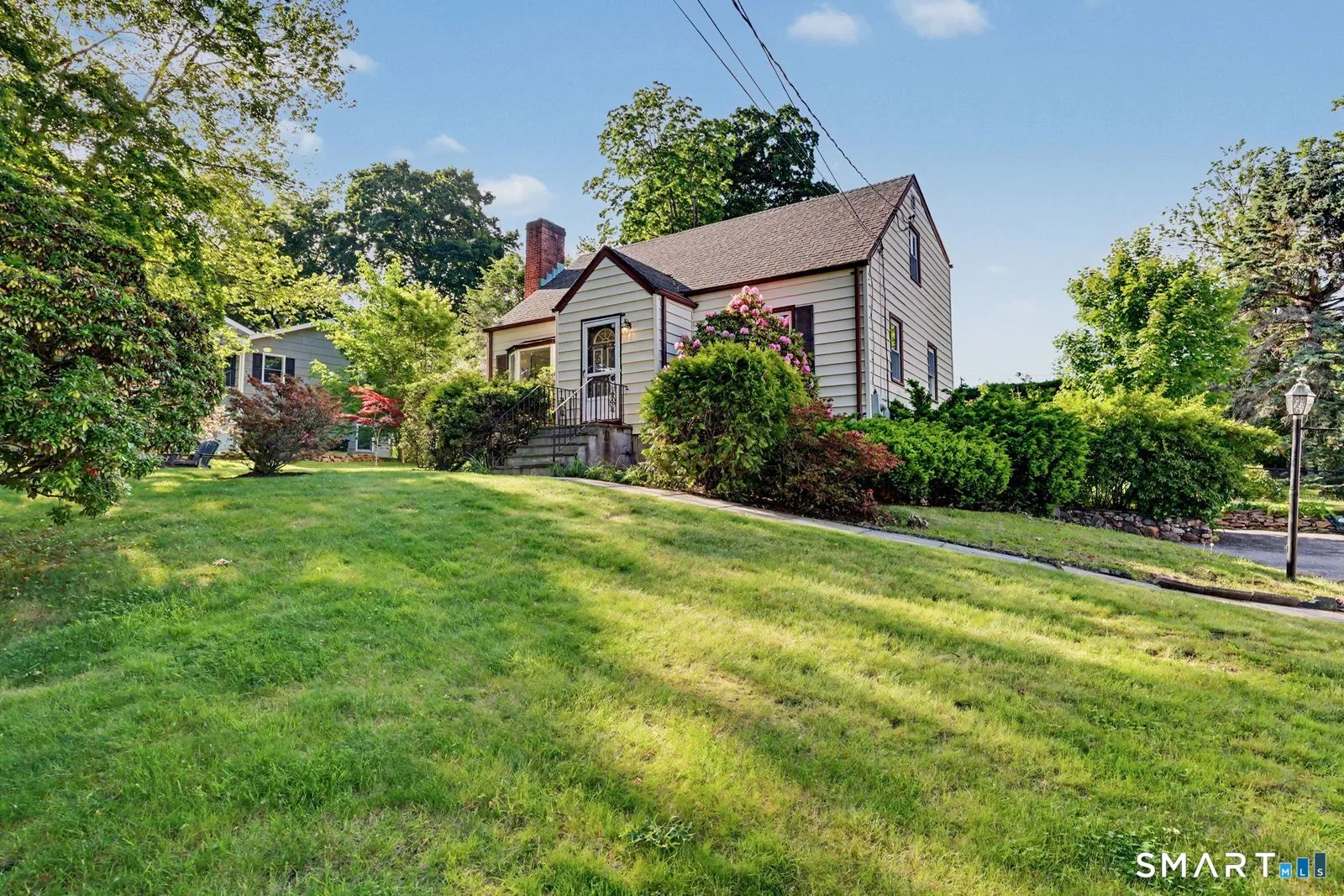27 Lund Avenue, Stamford, CT
