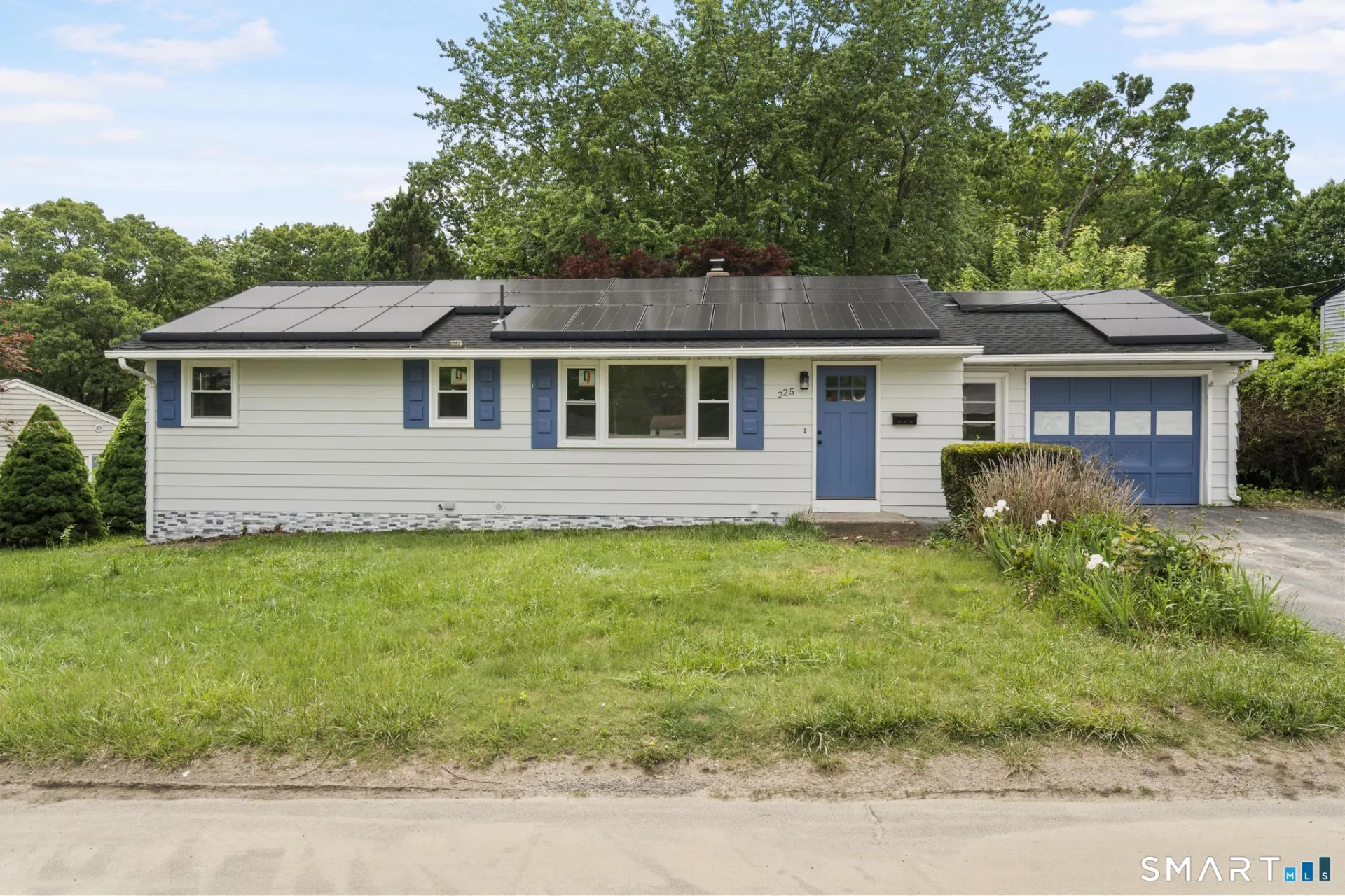 225 Courtland Avenue, Waterbury, CT