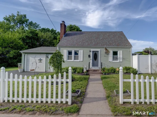 839 Center Street