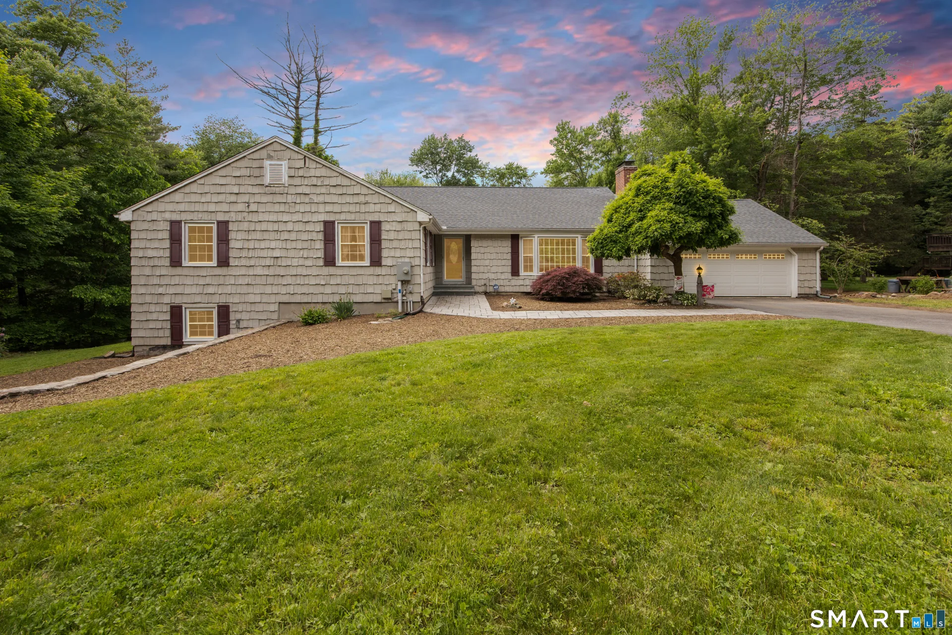 26 Brookmoor Road, Avon, CT