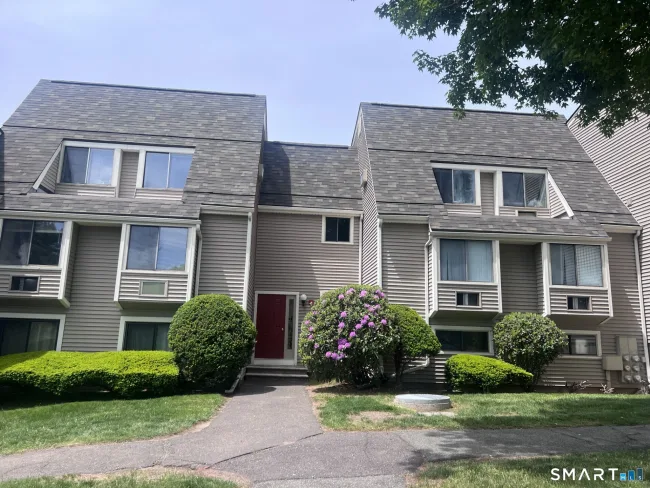 93 Kent Court #93