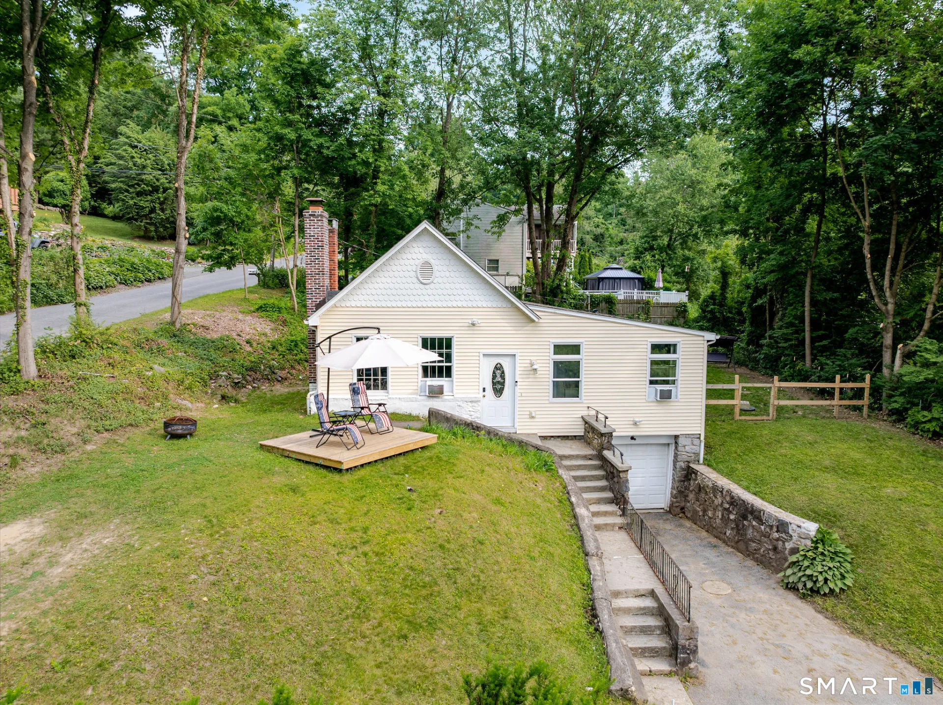 19 Calverton Drive, New Fairfield, CT