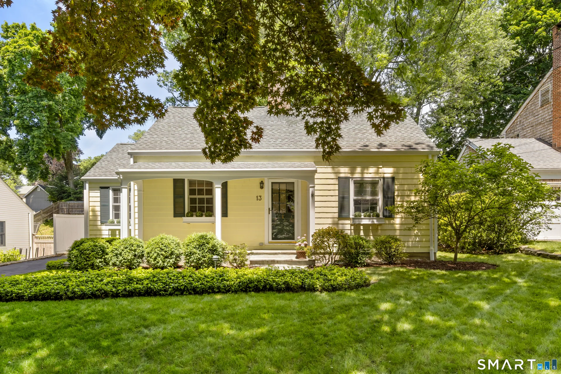 13 Devon Road, Darien, CT