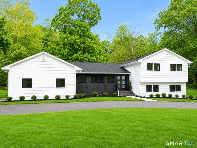 355 Surrey Lane