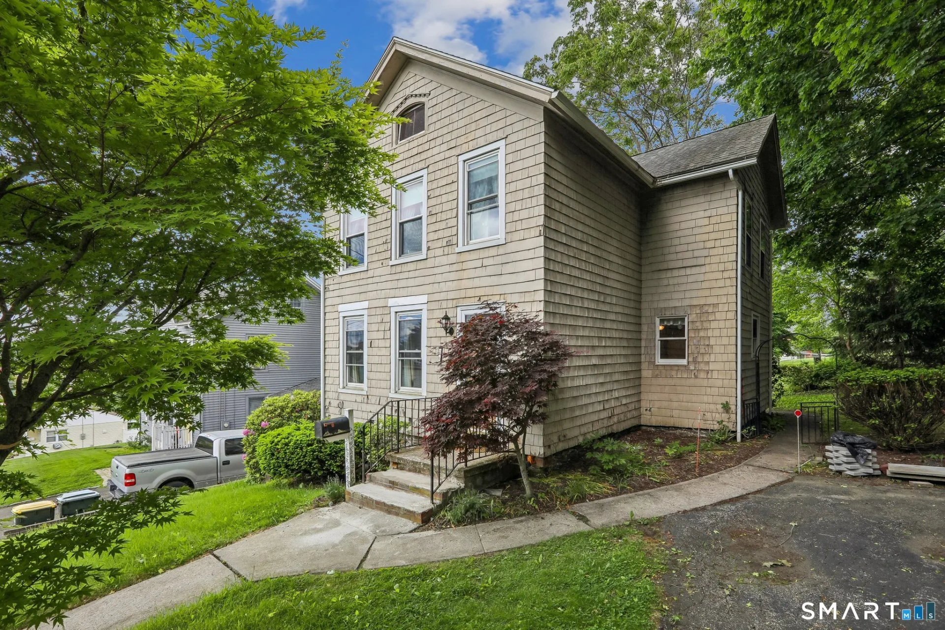 16 Seeley Street, Danbury, CT