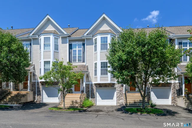 1405 Briar Woods Lane #1405, Danbury, CT