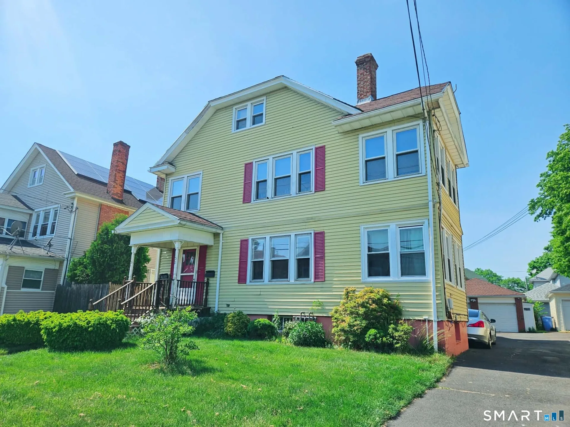 102-104 Mapleton Street, Hartford, CT