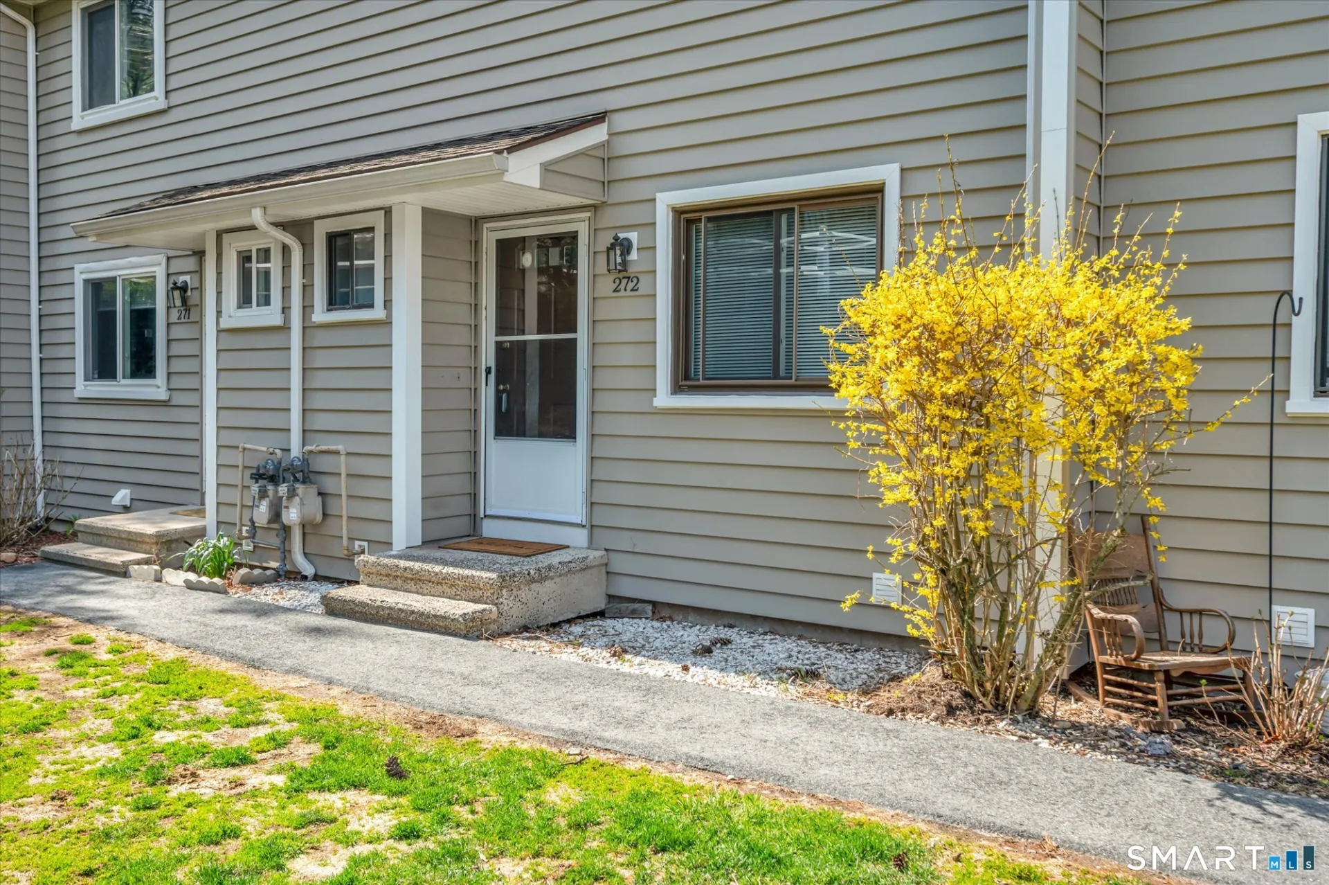 272 Monticello Drive #272, Branford, CT
