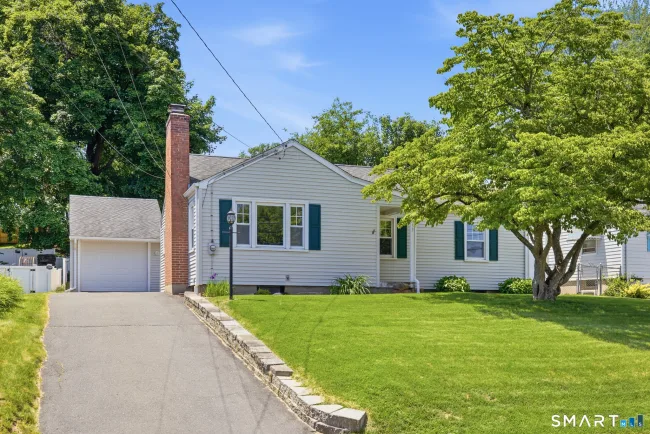 39 Randal Avenue