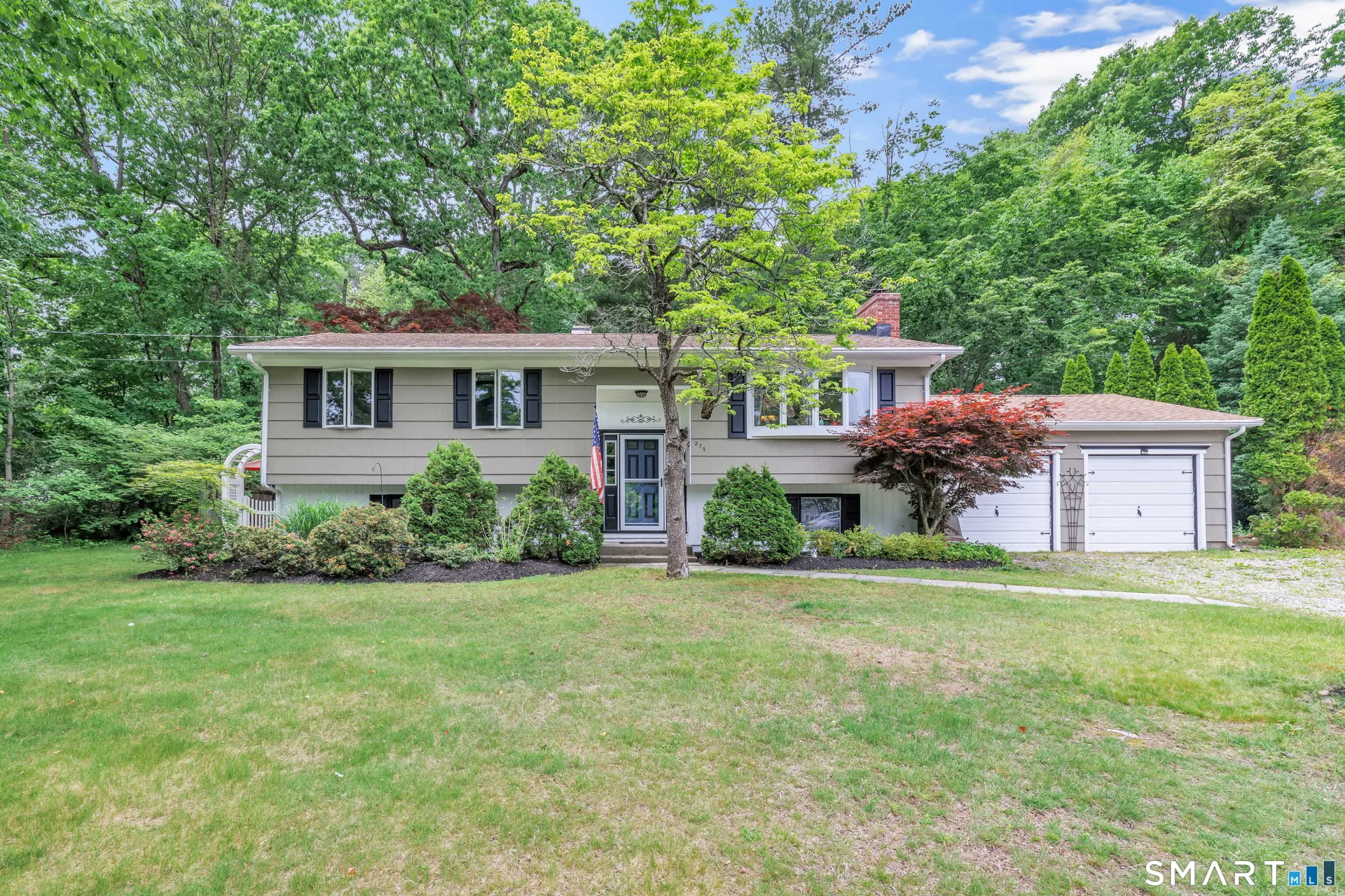 279 Pastors Walk, Monroe, CT