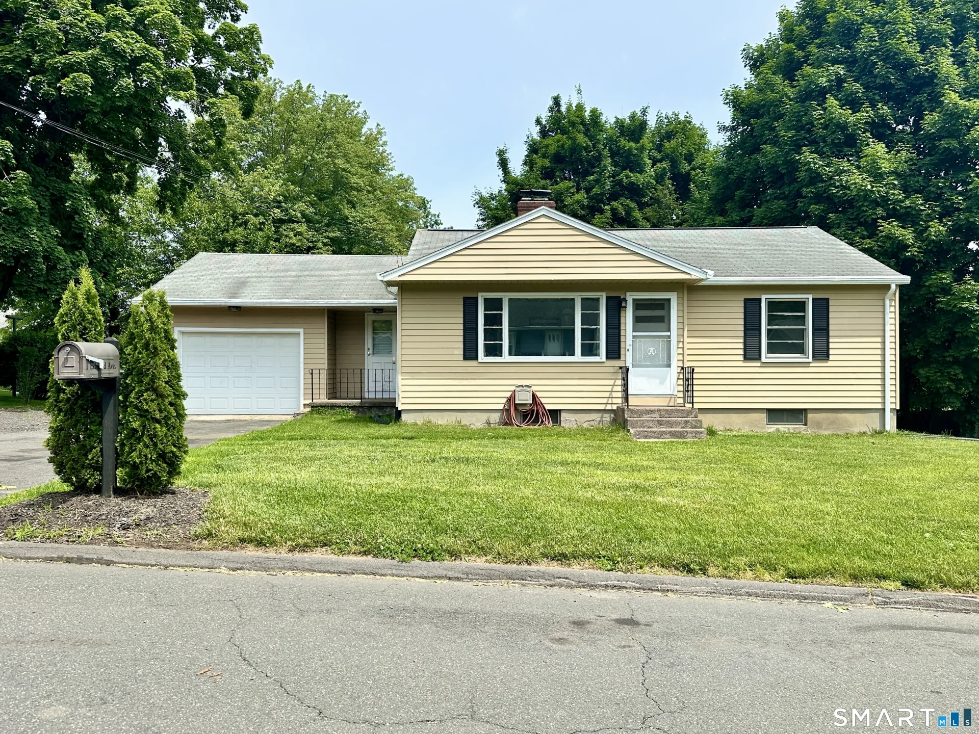 1 Edward Avenue, Enfield, CT