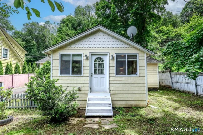 70 Dodgingtown Road