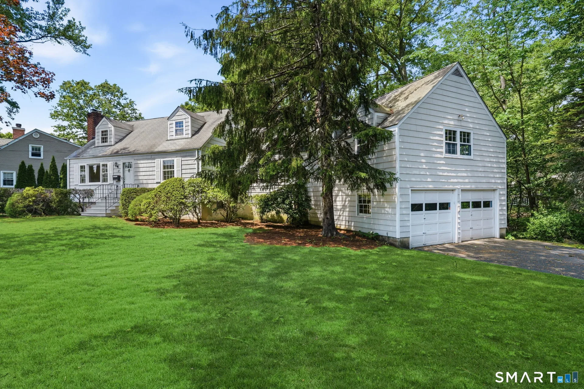 87 White Birch Lane, Stamford, CT
