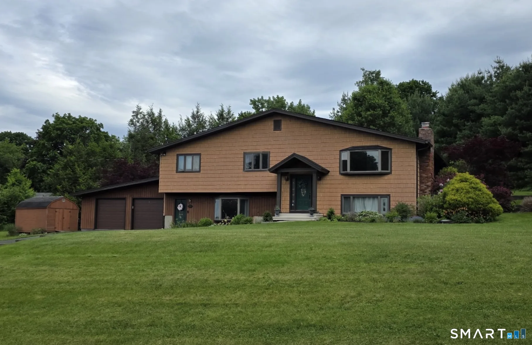 16 Apache Drive, Brookfield, CT