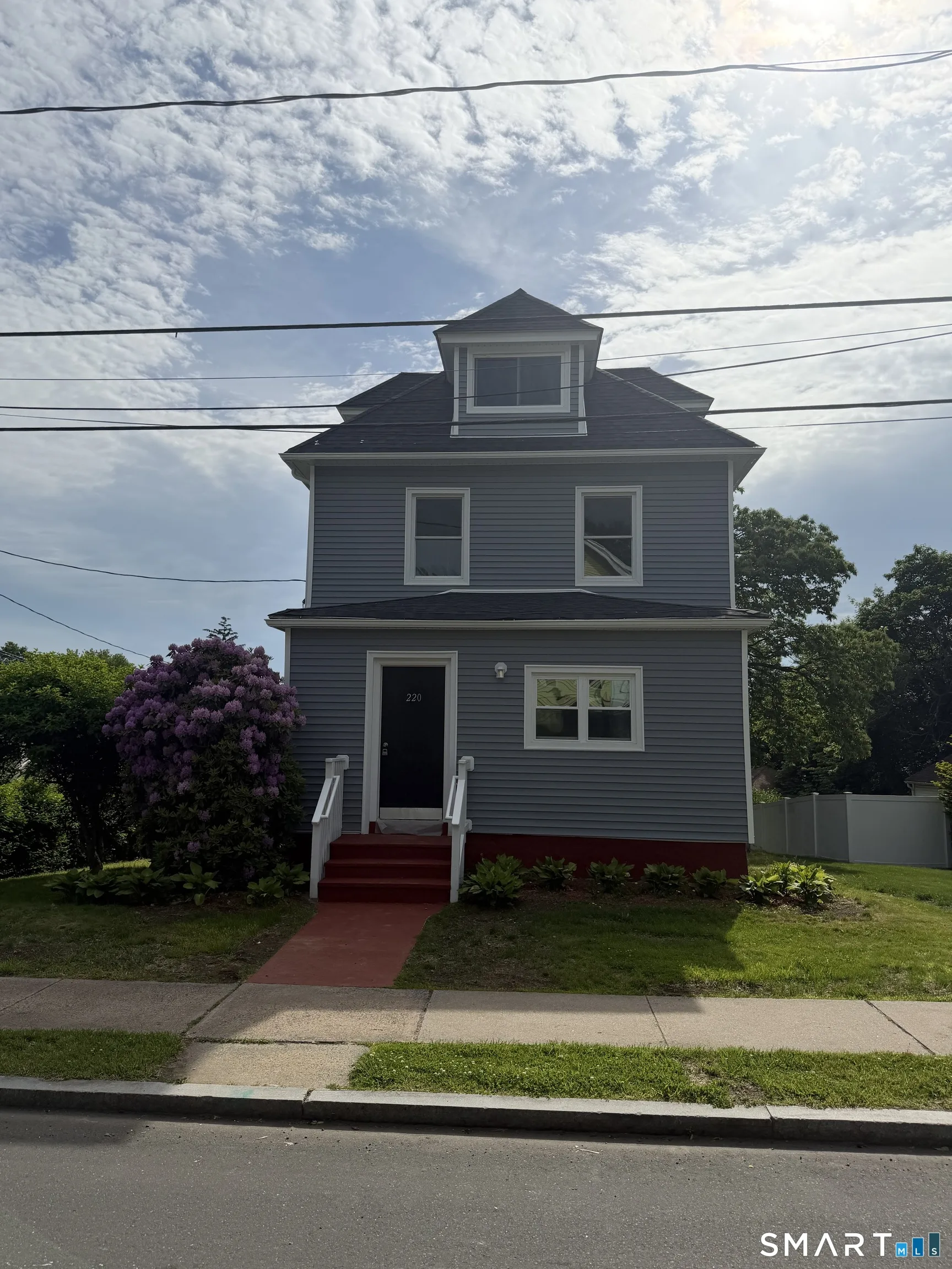 220 Newbury Street, Hartford, CT