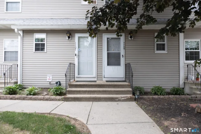 1109 Sunfield Drive #1109