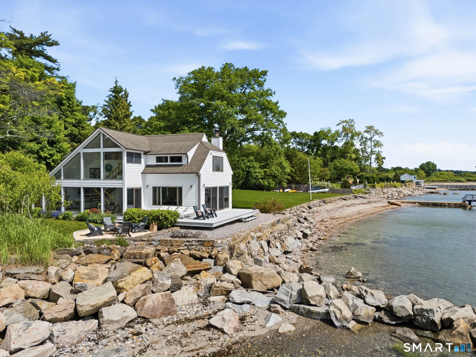 62-64 Wallacks Drive, Stamford, CT