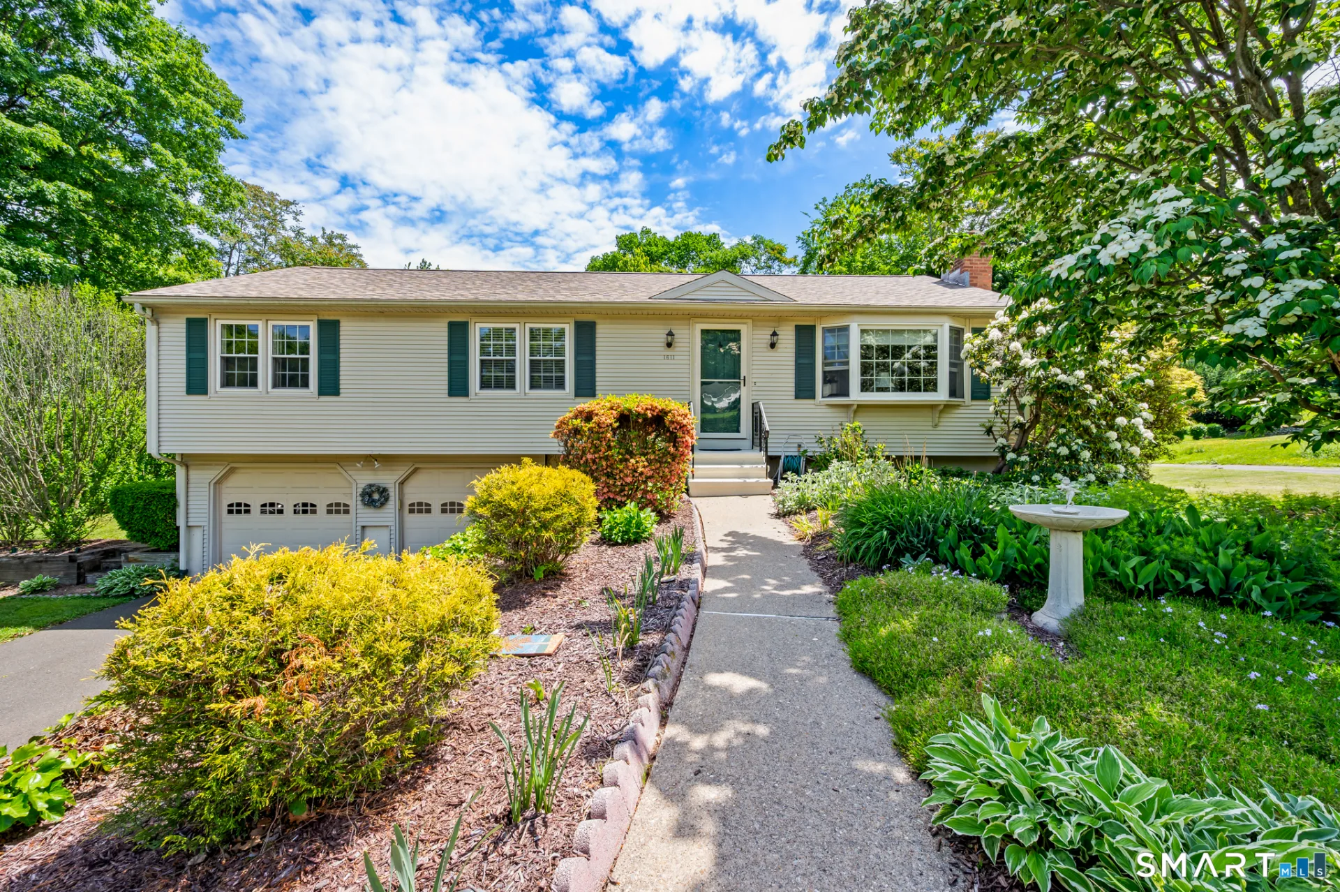 1611 Shepard Avenue, Hamden, CT
