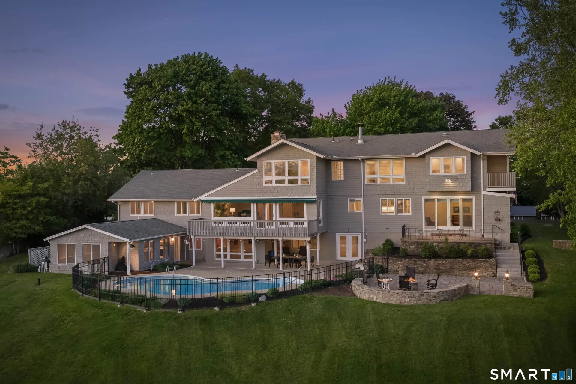 132 Merrimac Drive, Trumbull, CT