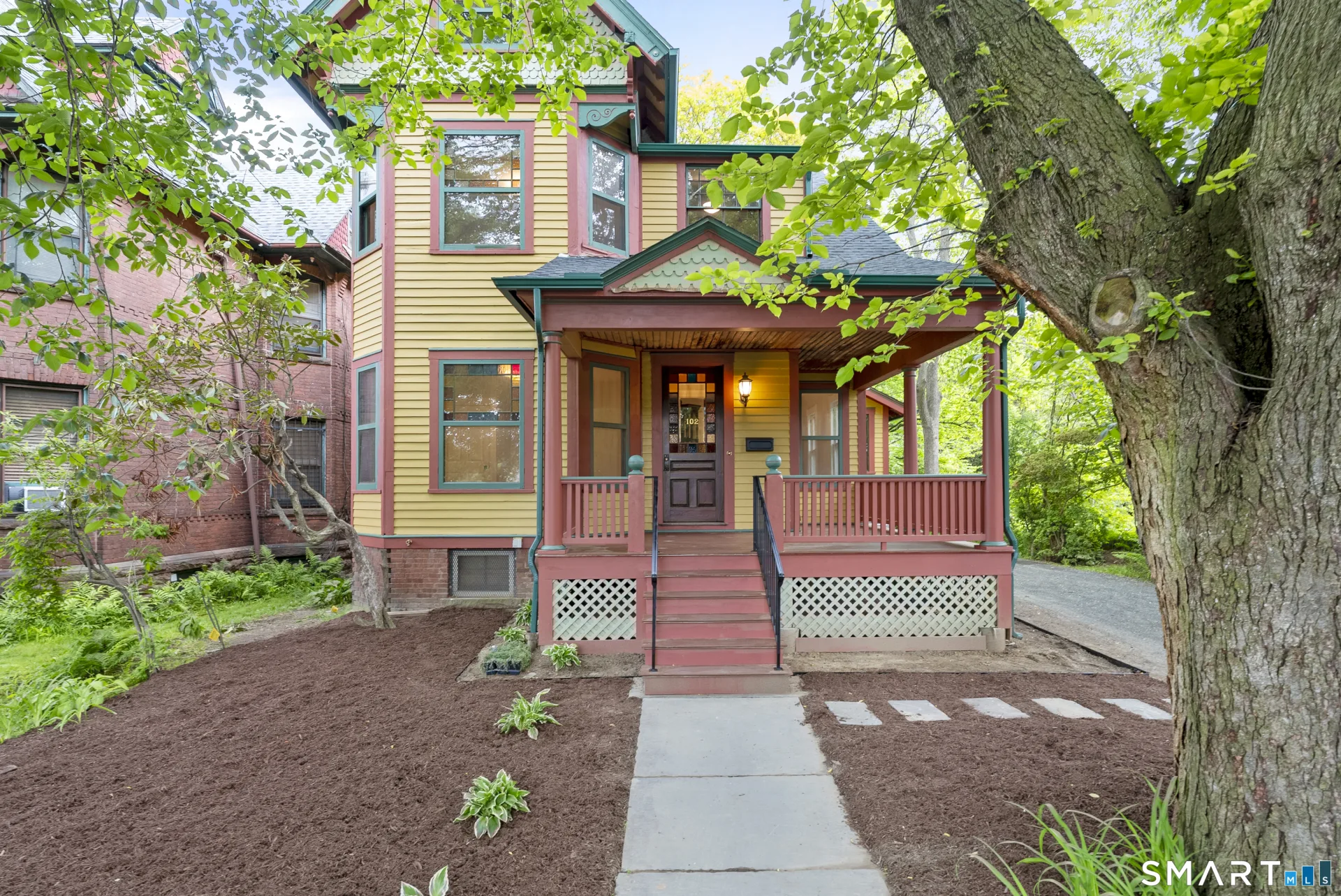 102 Huntington Street, Hartford, CT