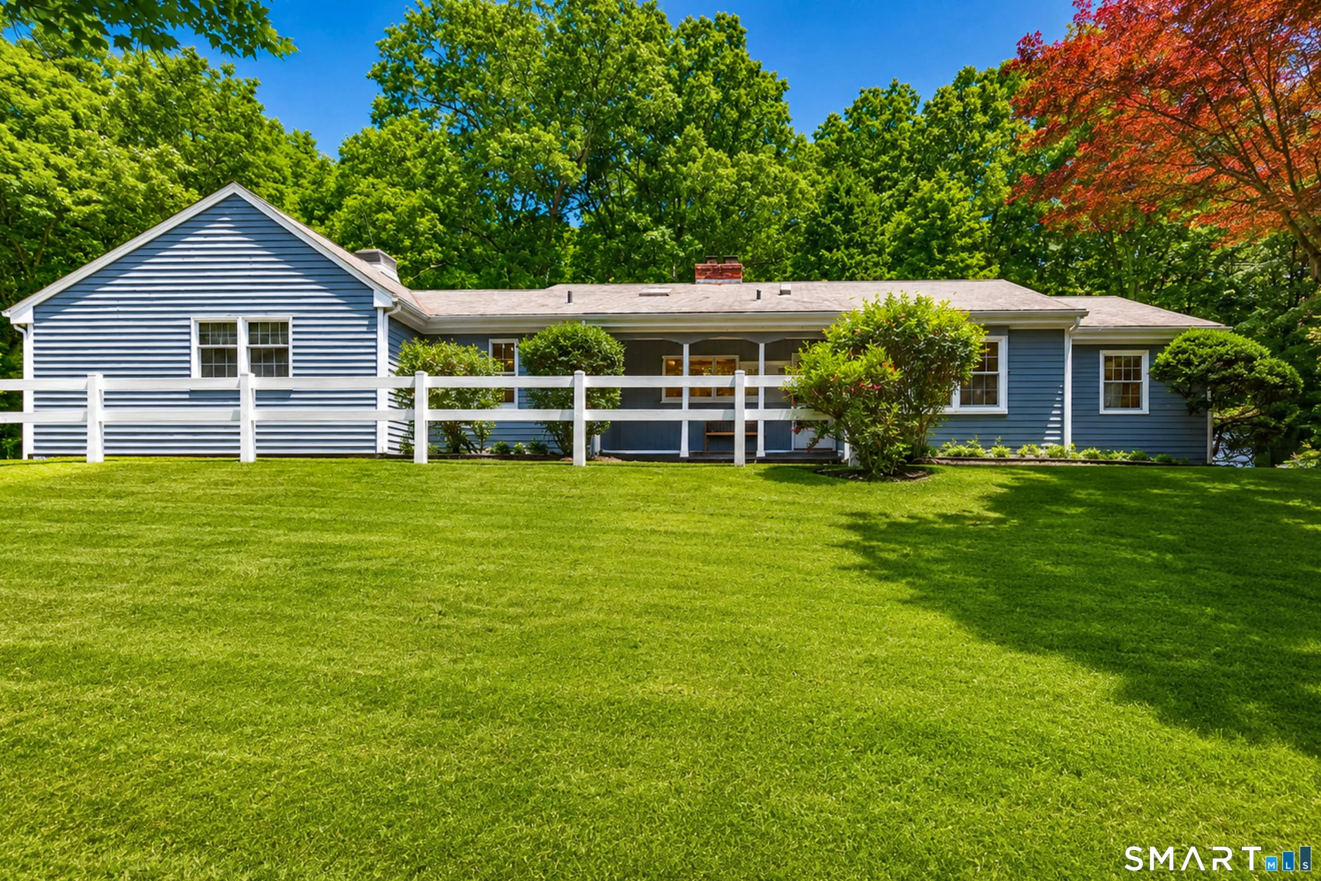 12 Walker Road, Woodbury, CT