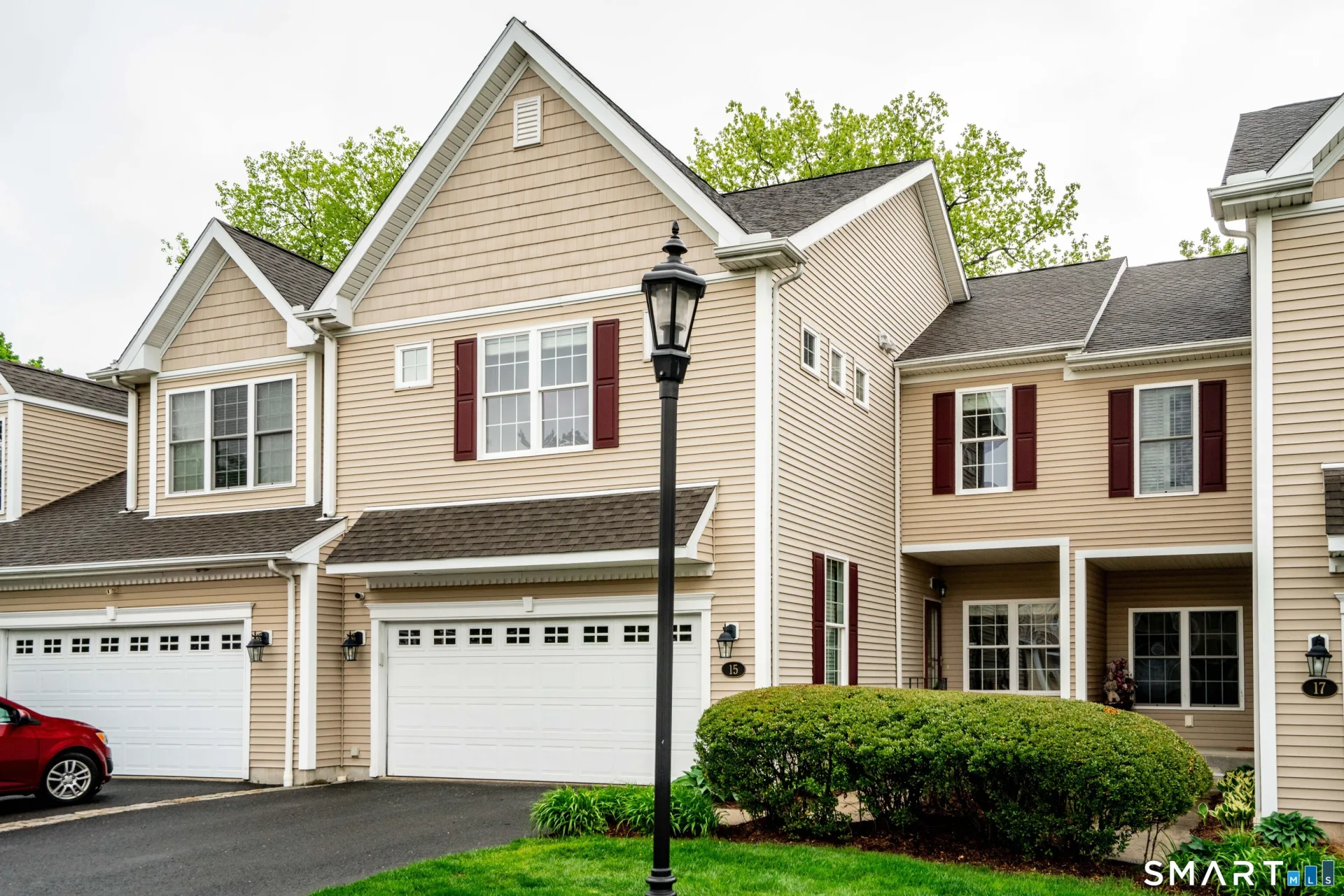 15 Chaplin Street #15, Newington, CT