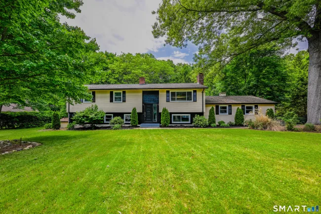 31 Hollow Brook Road