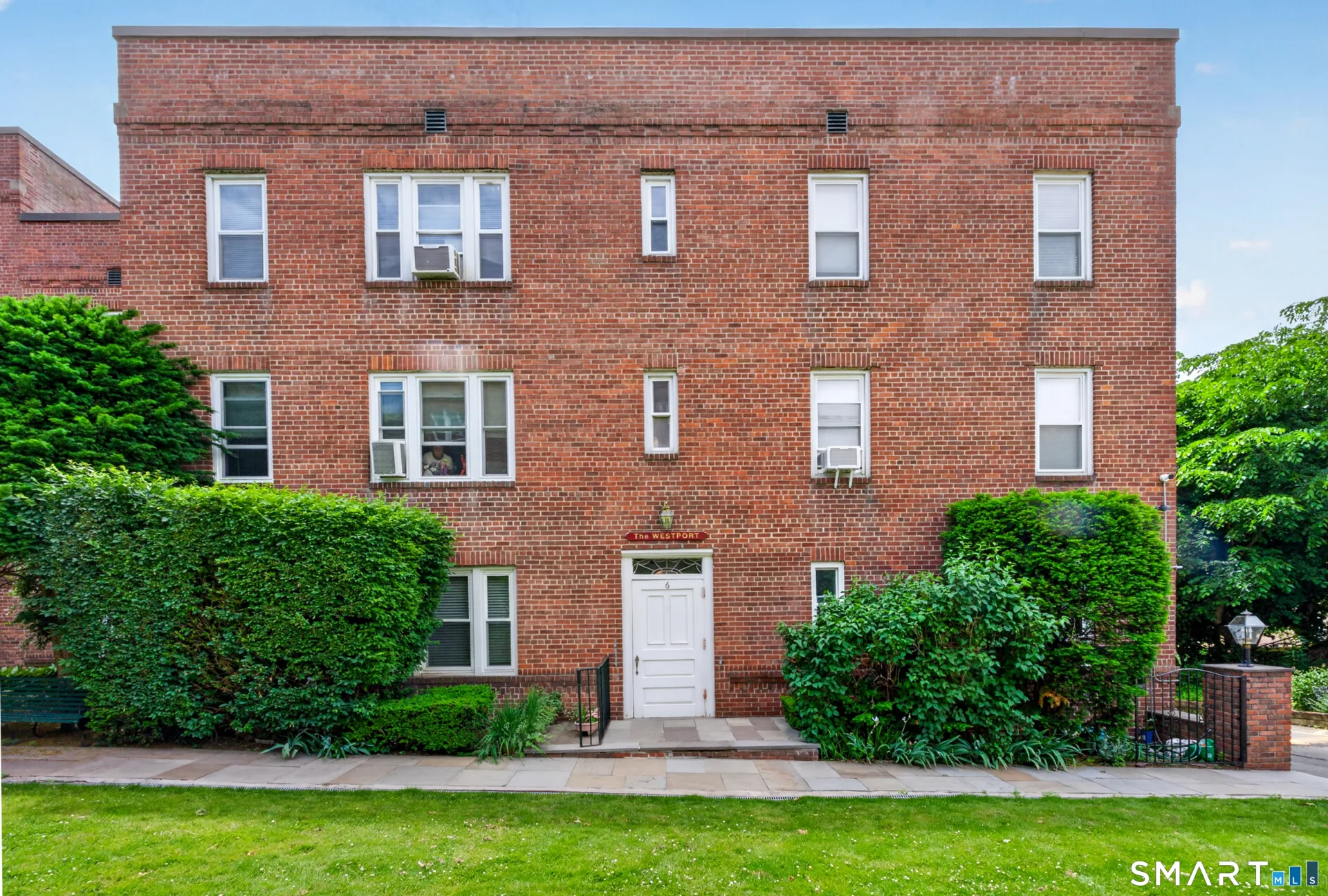 70 Strawberry Hill Avenue #6-3C, Stamford, CT