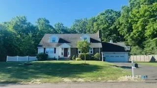 18 Wauneta Road, Trumbull, CT