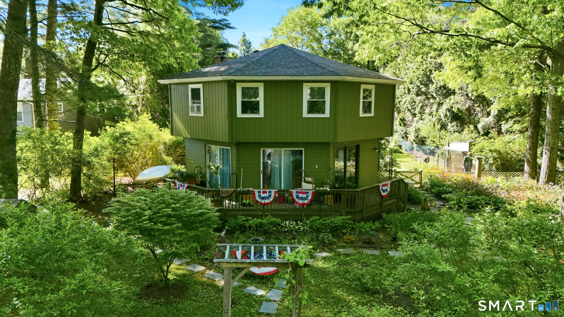 128 Bailey Pond Road, Voluntown, CT