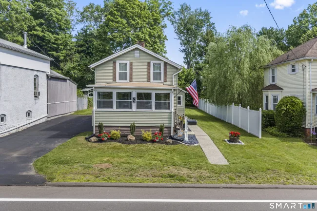 73 Main Street, Berlin, CT