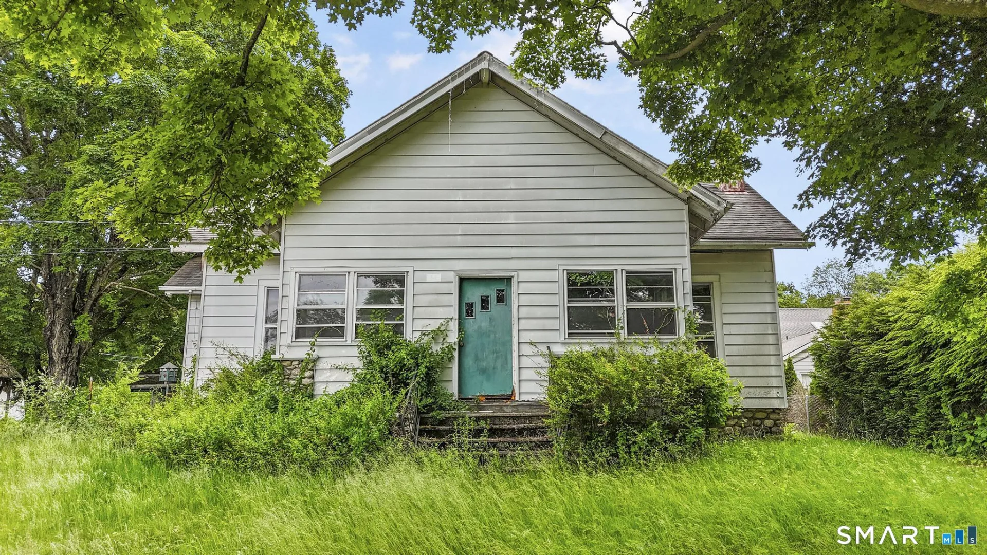663 White Plains Road, Trumbull, CT