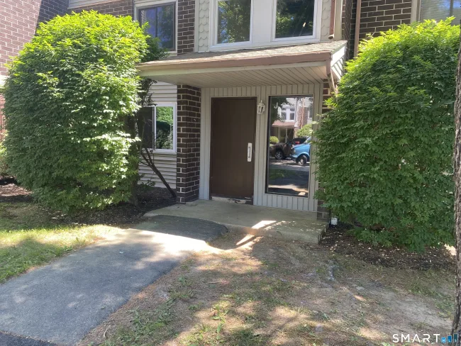 7 Padanaram Road #J245