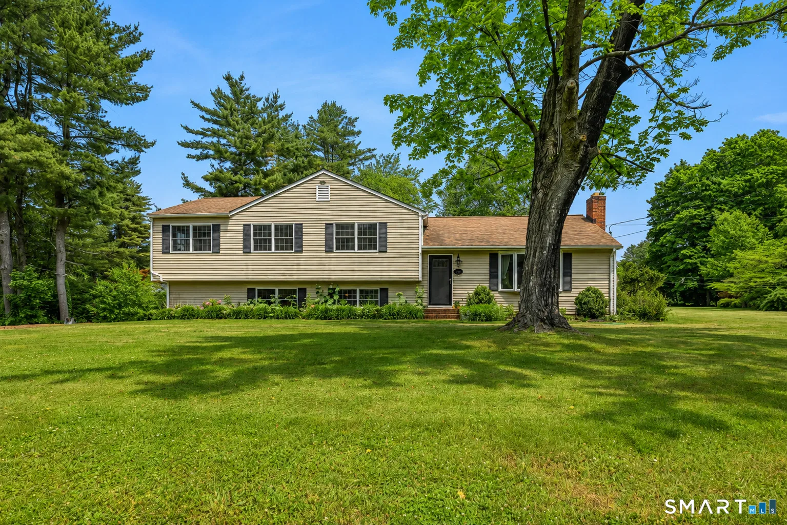 14 Long View Drive, Simsbury, CT