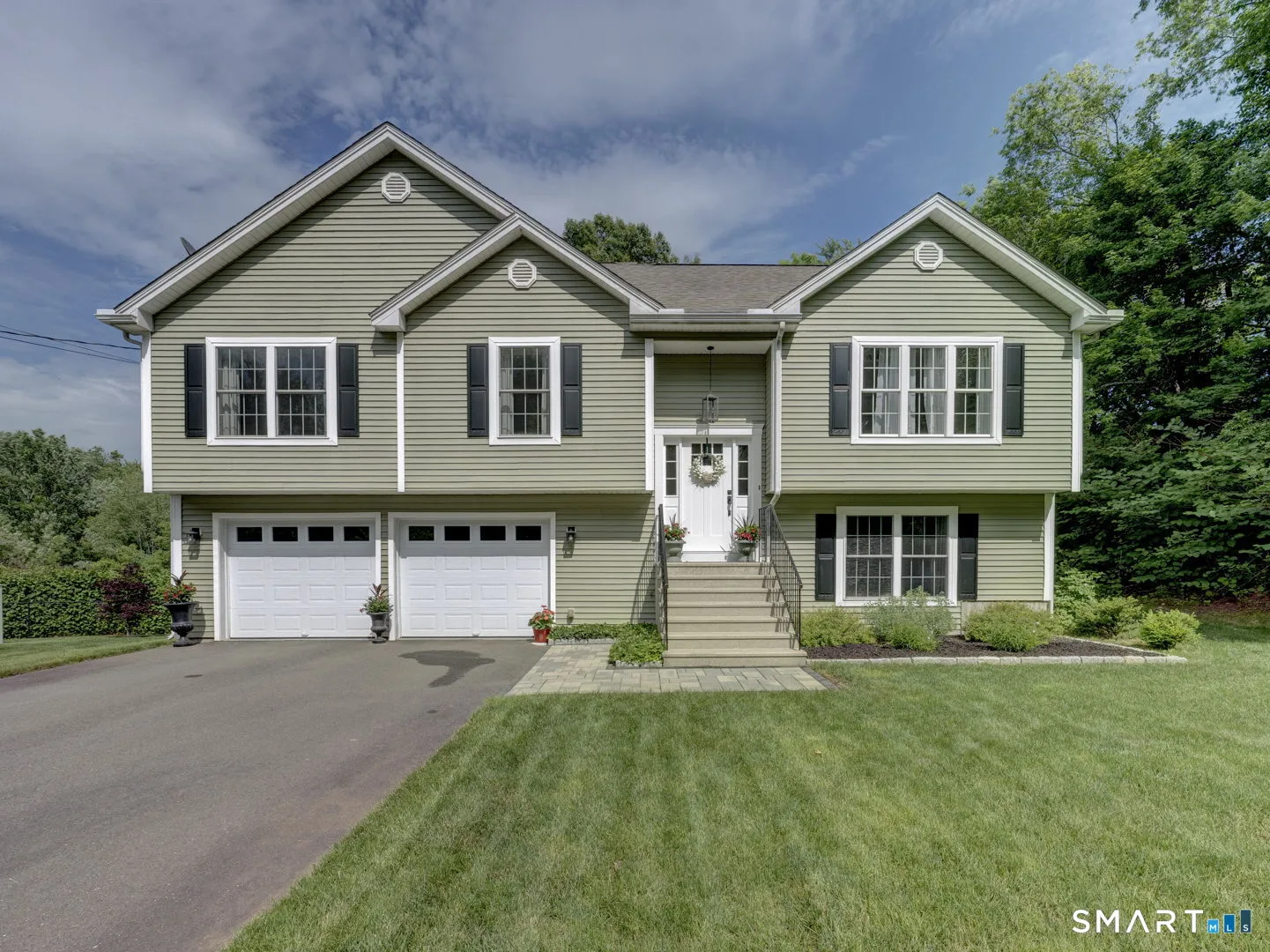 195 Pleasant Street, Southington, CT