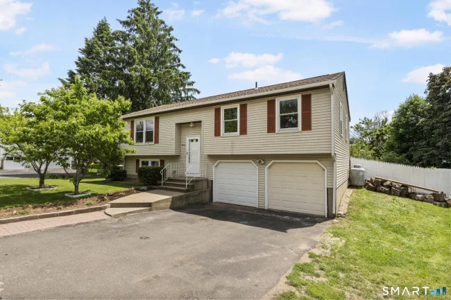 11 Costanzo Court
