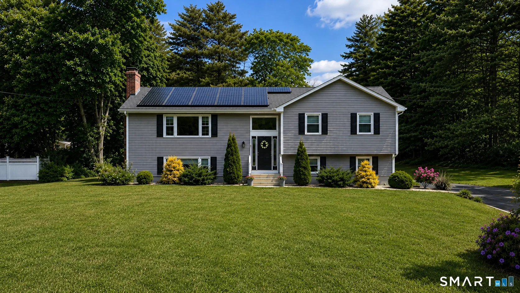 115 Craigemore Circle, Avon, CT