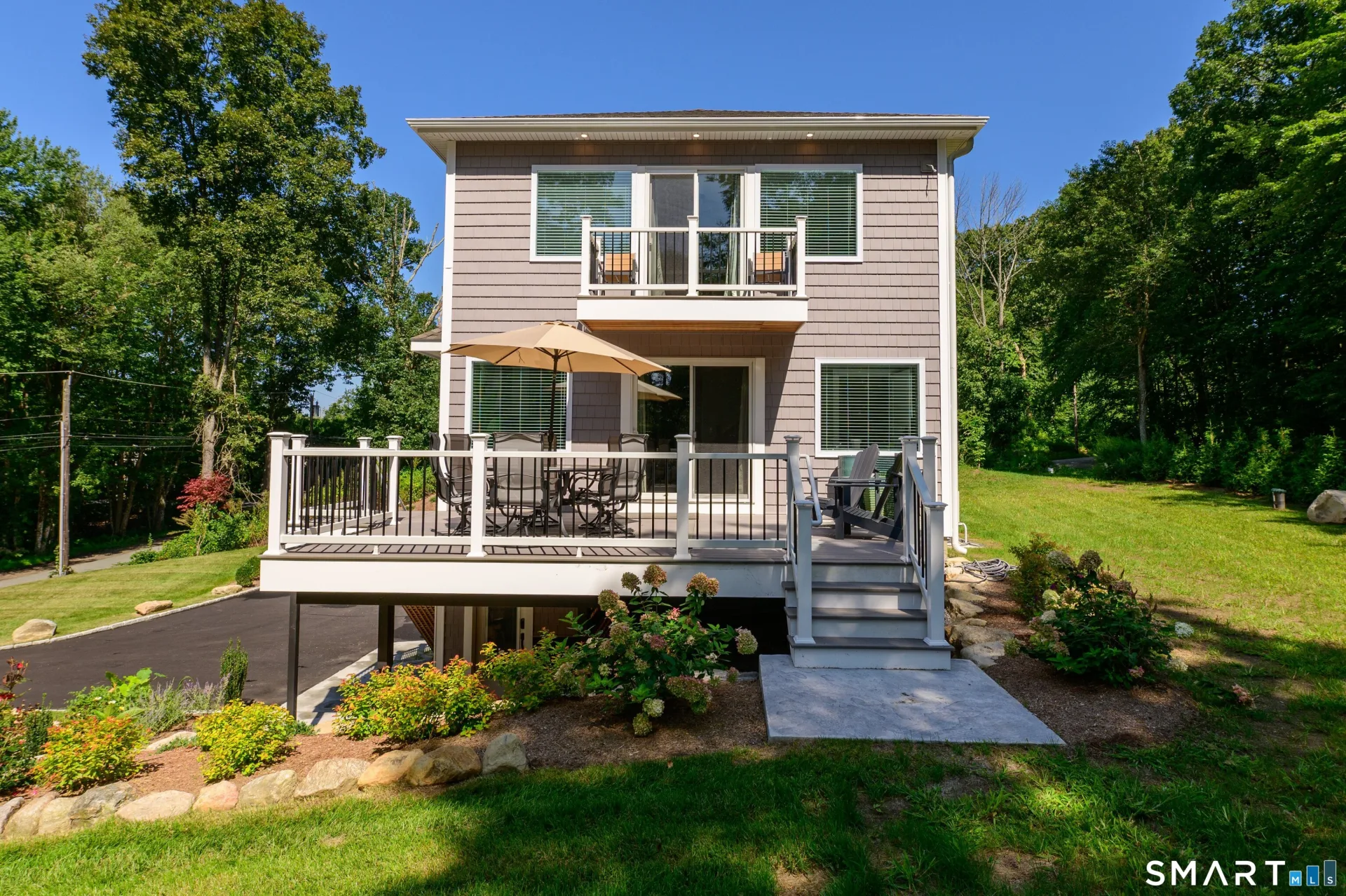 117 Lake Drive, Montville, CT