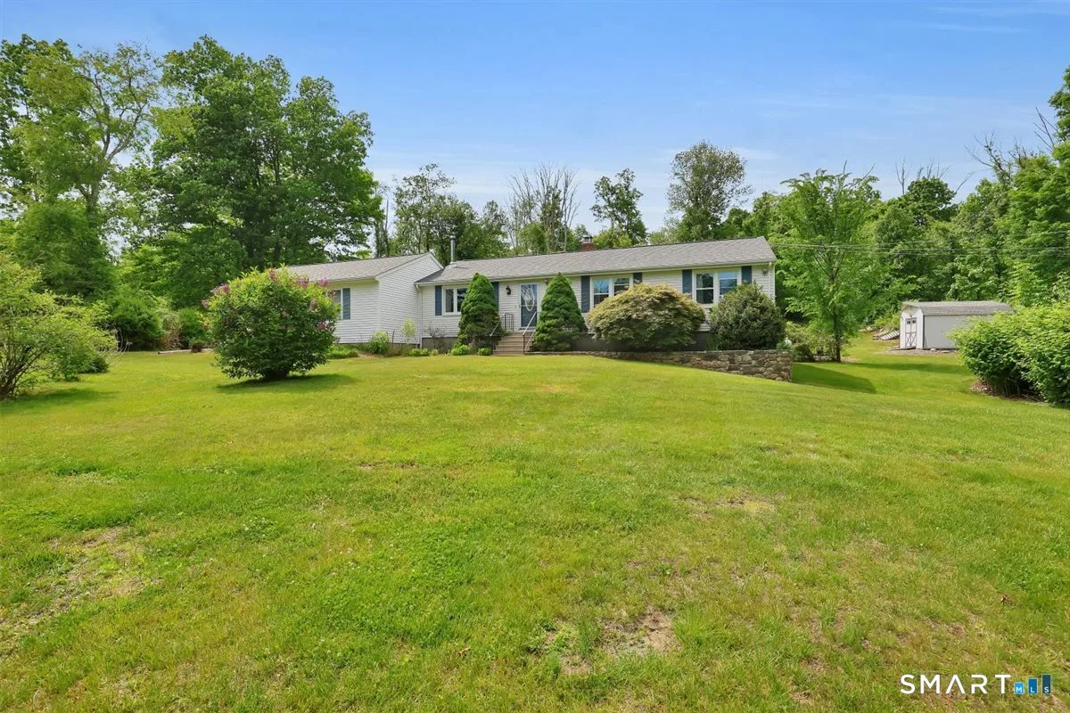 445 Windham Avenue, Colchester, CT