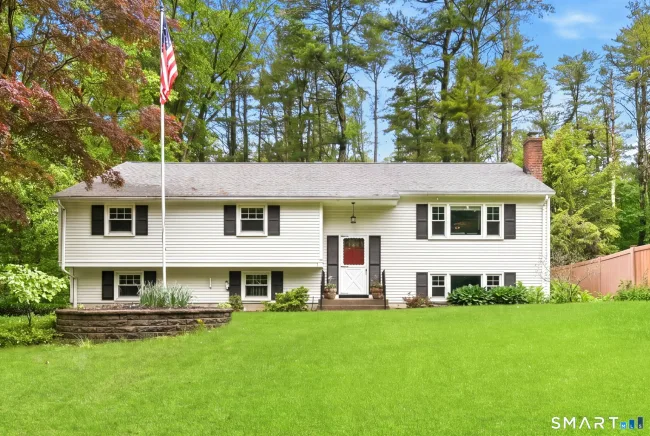 44 Old Colony Road