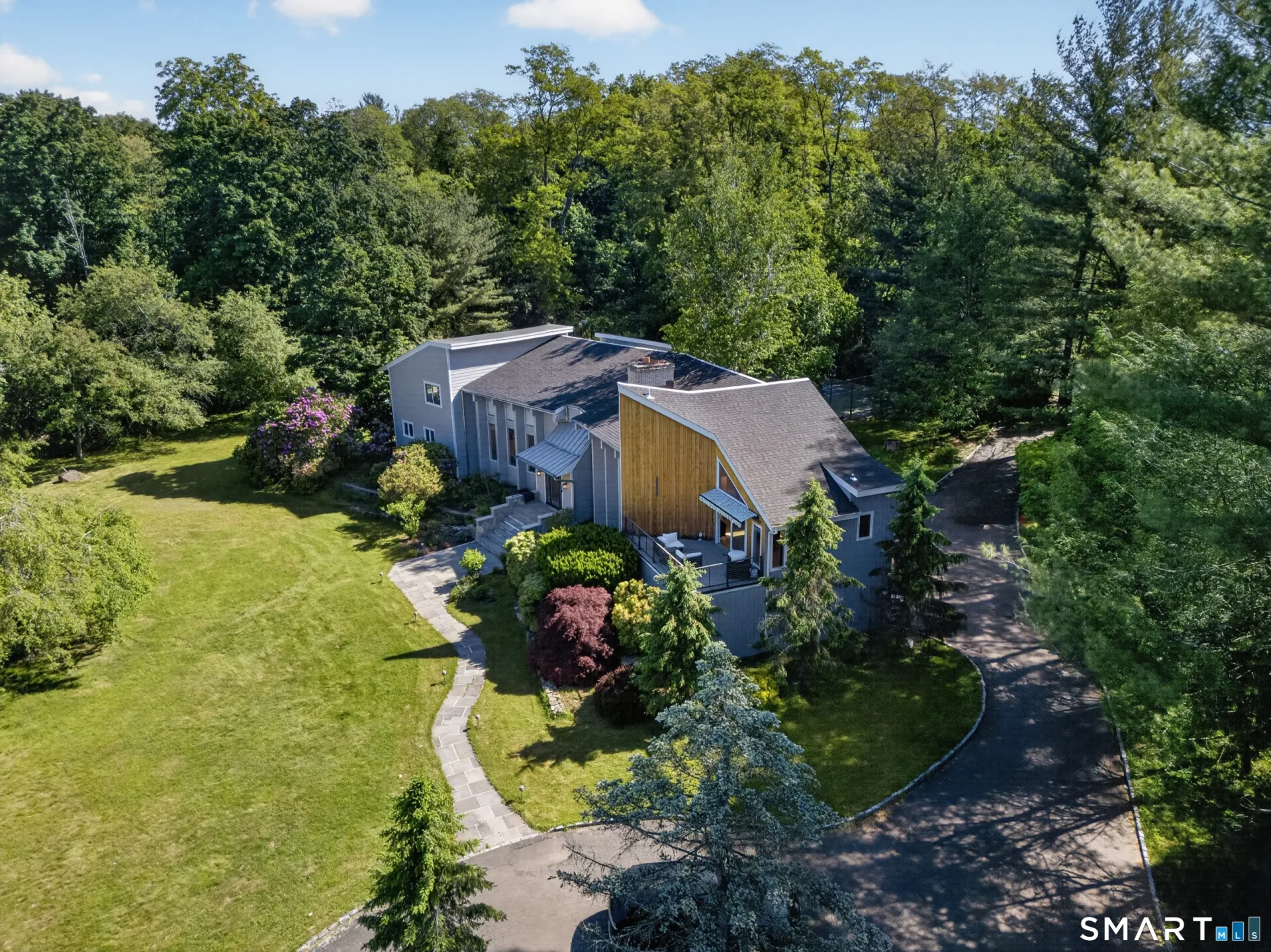 2177 Cross Highway, Fairfield, CT