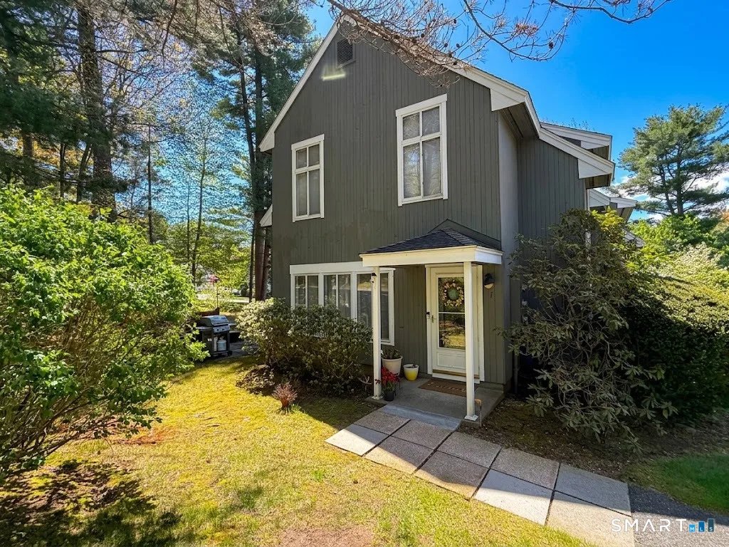 1 Partridge Court #1, Simsbury, CT