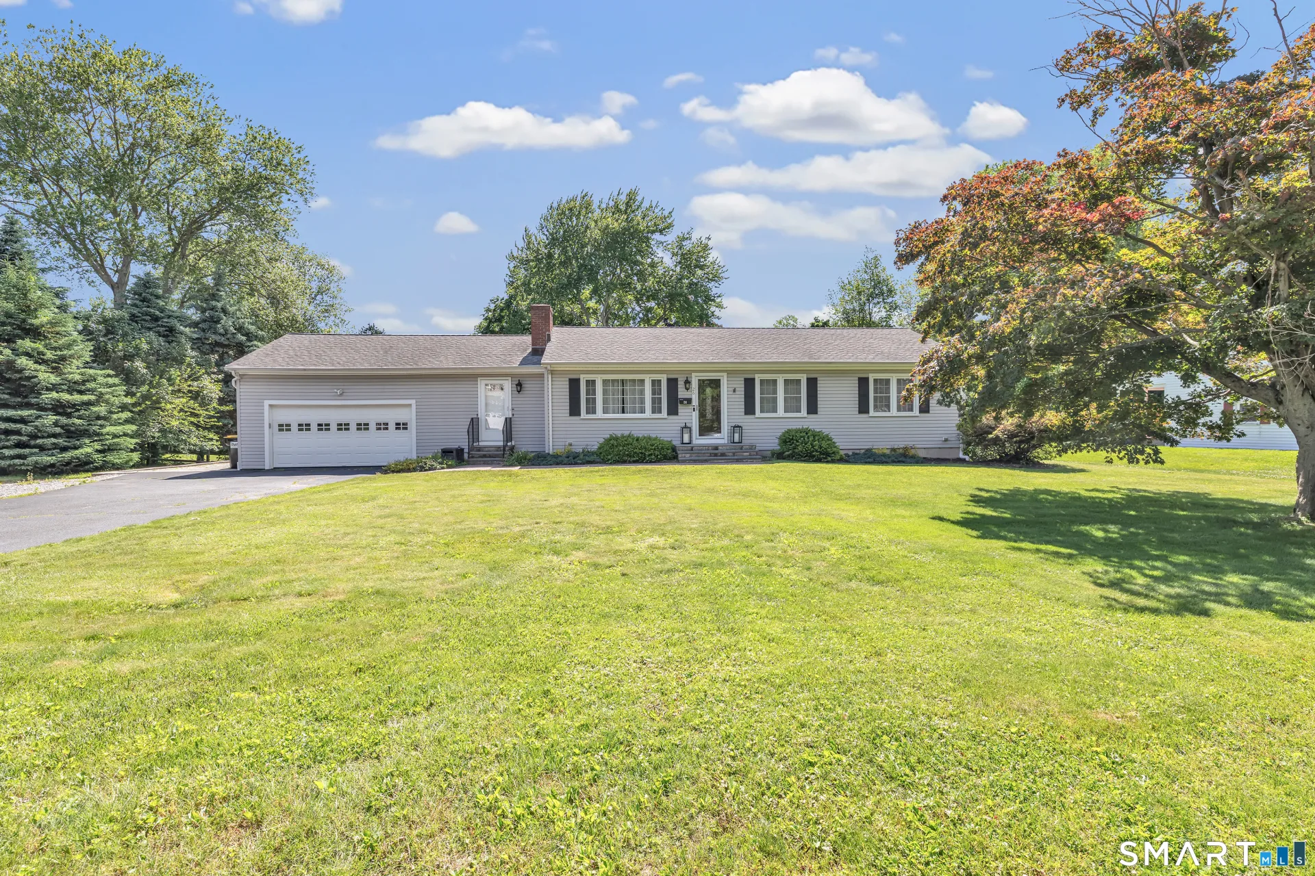 26 Westwood Road, Trumbull, CT