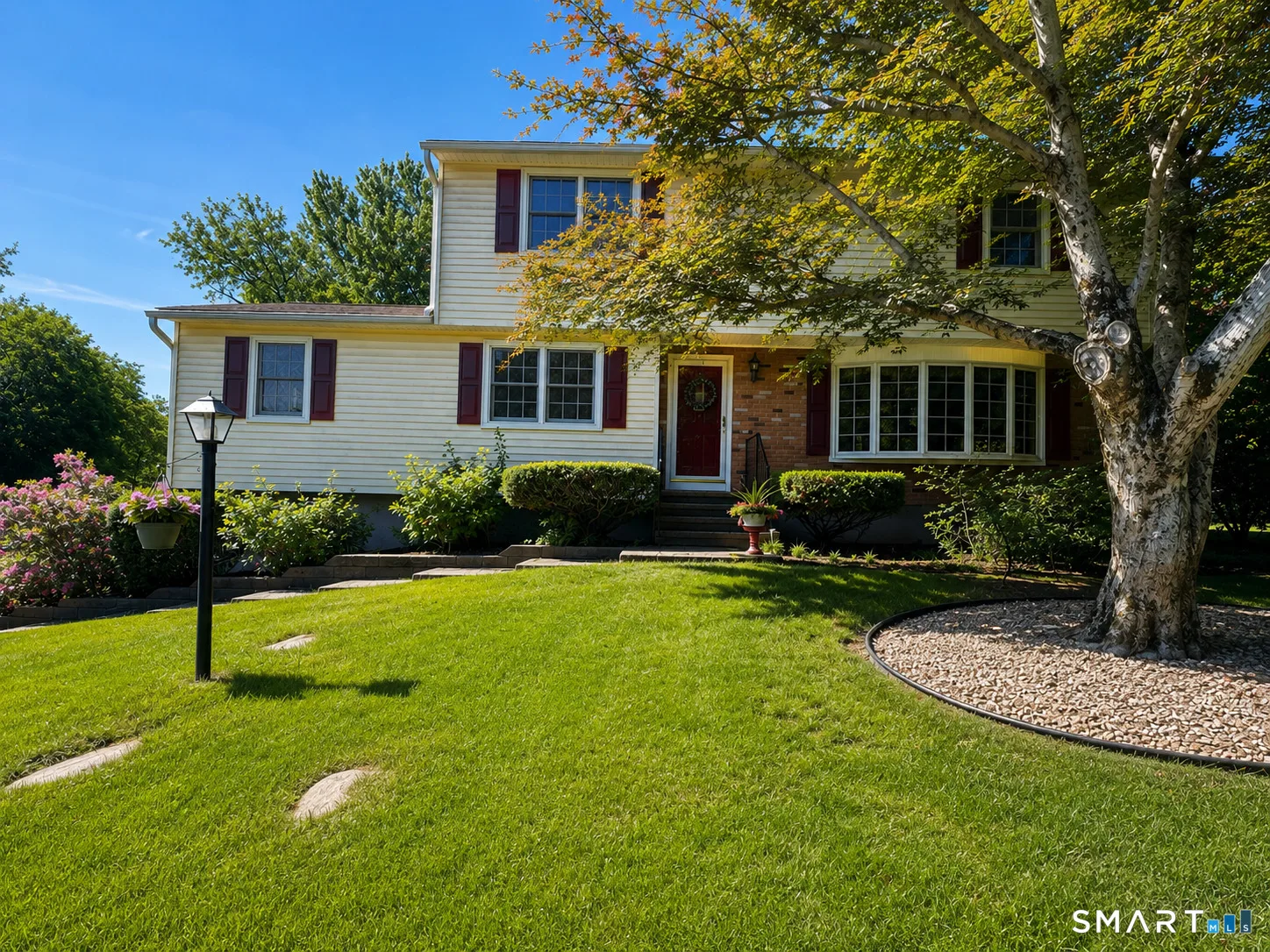 82 Spoke Drive, Shelton, CT