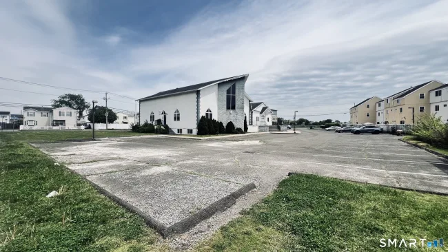 240 Hamilton Street, Bridgeport, CT