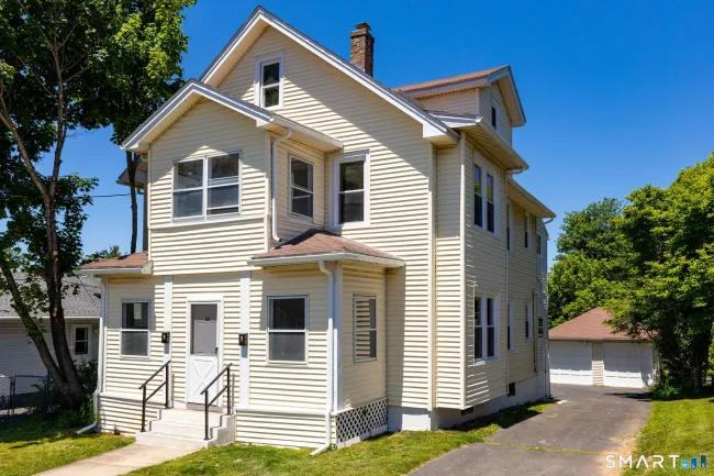 26 Magnolia Street